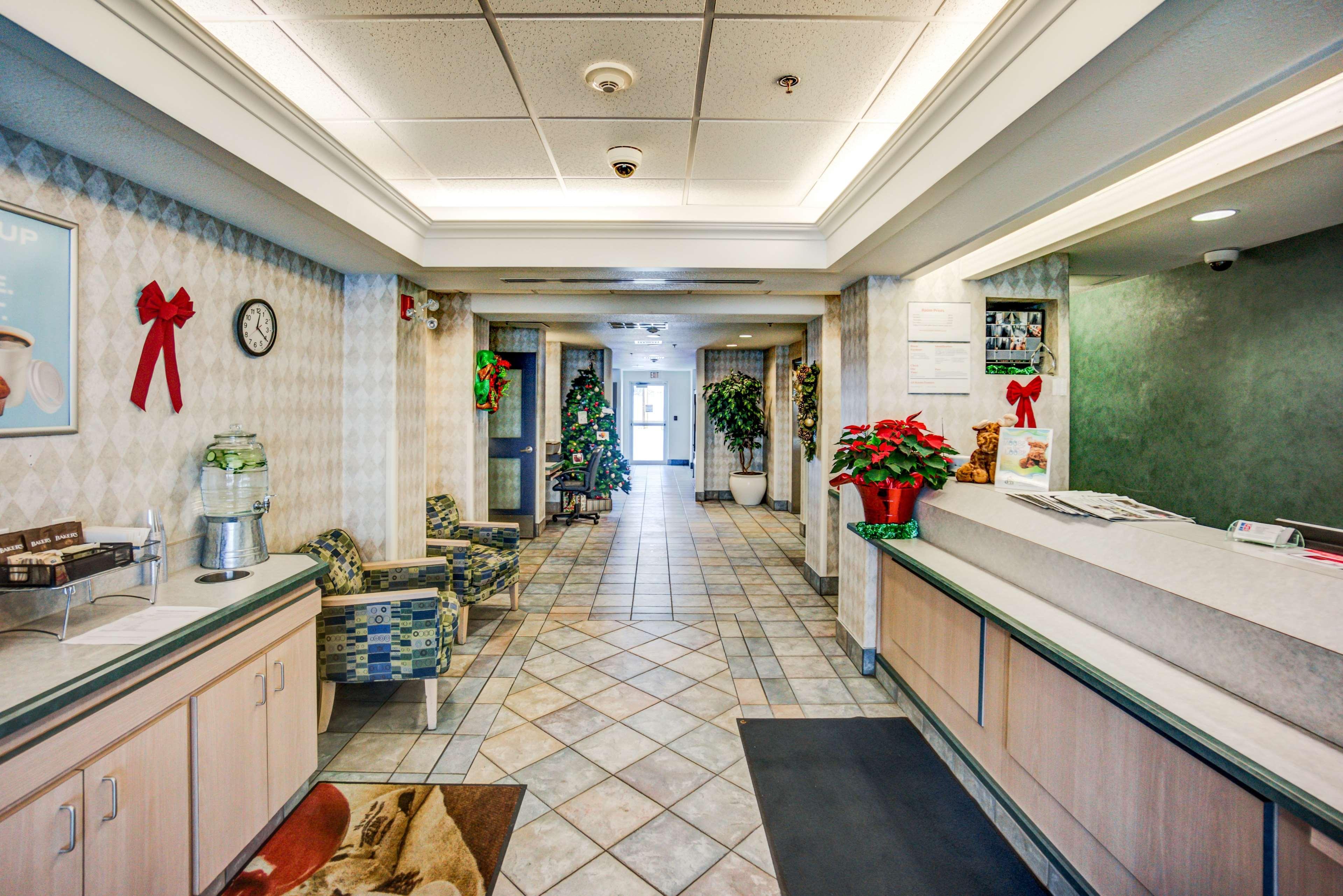 Motel 6-Red Deer, AB Buitenkant foto