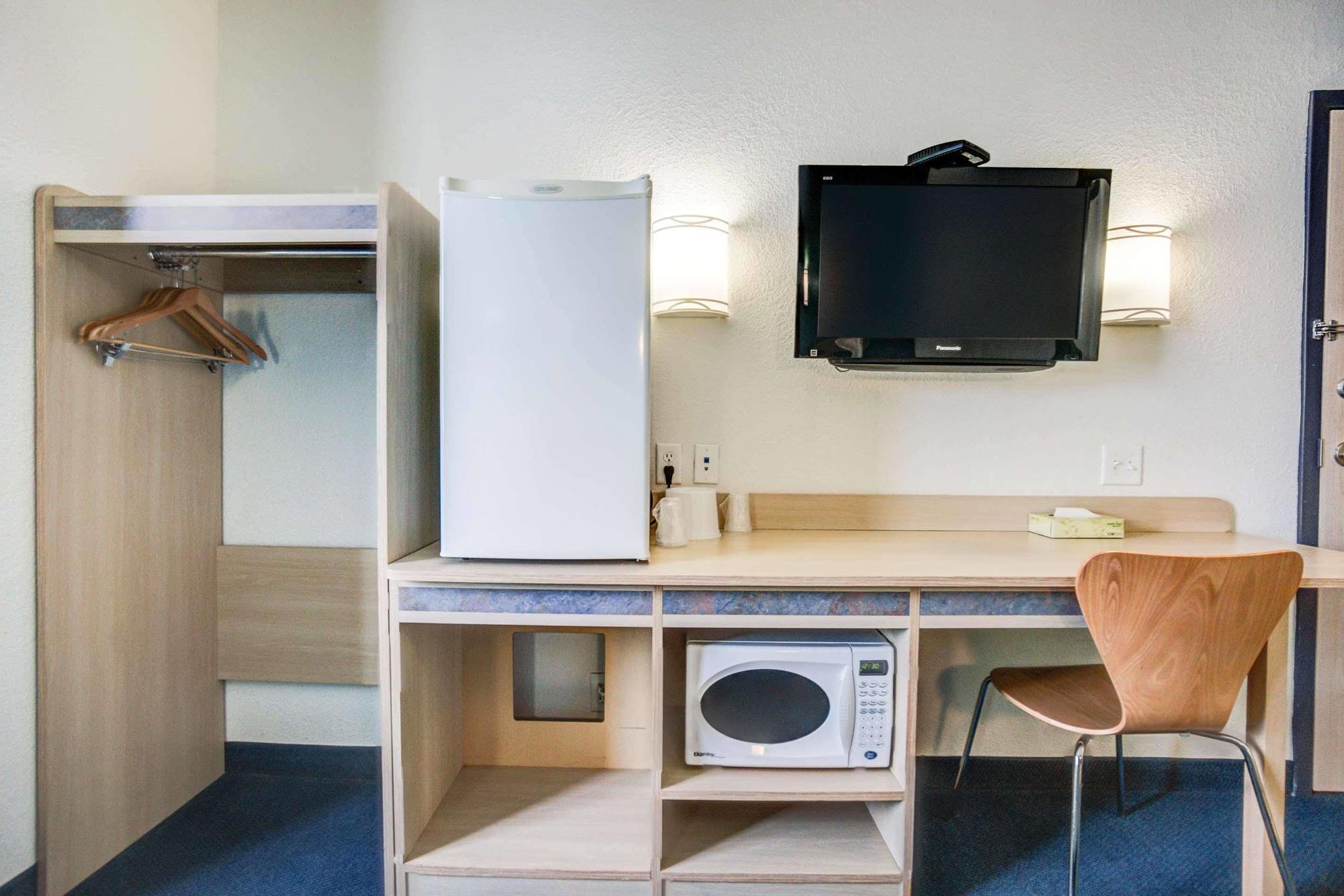 Motel 6-Red Deer, AB Buitenkant foto